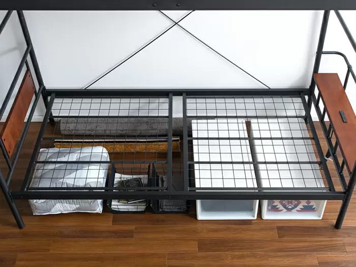 収納が少ないお部屋にも最適なベッド下収納スペース