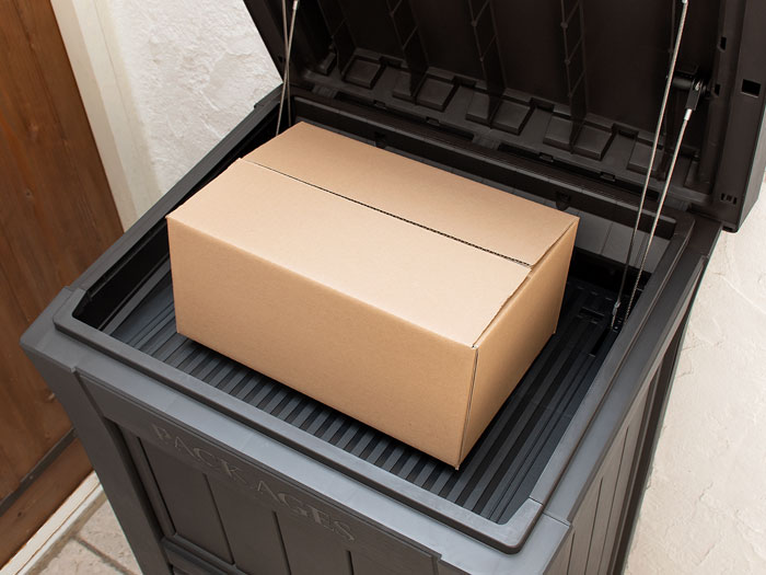 一度荷物を入れると、上扉から取り出せない仕組みなので安心