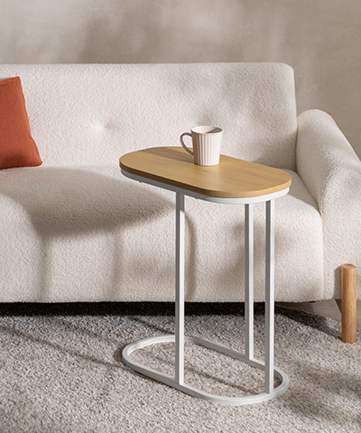 おしゃれで話題のサイドテーブル・ナイトテーブルが勢揃い。家具