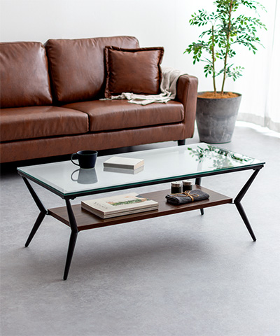 屋外 リラックス空間を美しく演出 テーブル 机 ガラス おしゃれで高級感のあるガラステーブルは低価格で販売中。家具