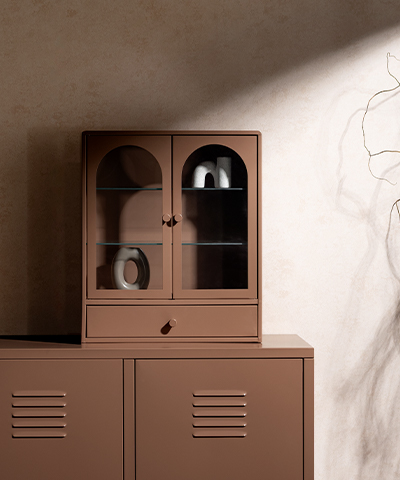 おしゃれなコレクションラックで魅せる。家具・インテリア通販