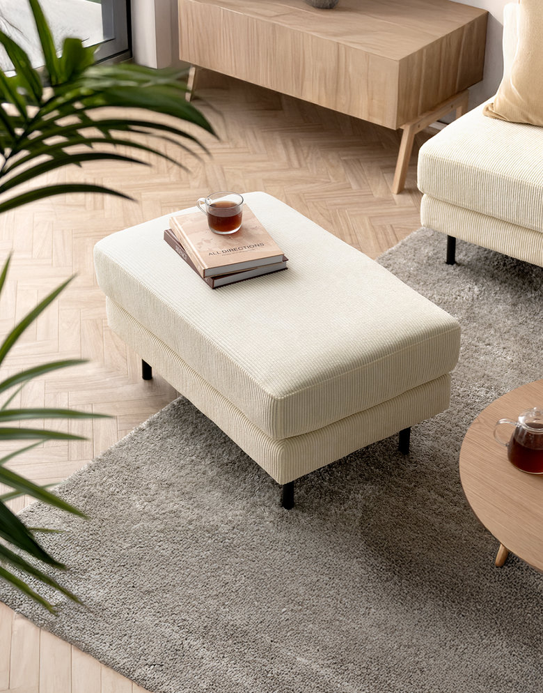 新品オットマン送料込みエア・リゾーム 新品オットマン送料込みエア・リゾーム オットマン｜家具・インテリア通販