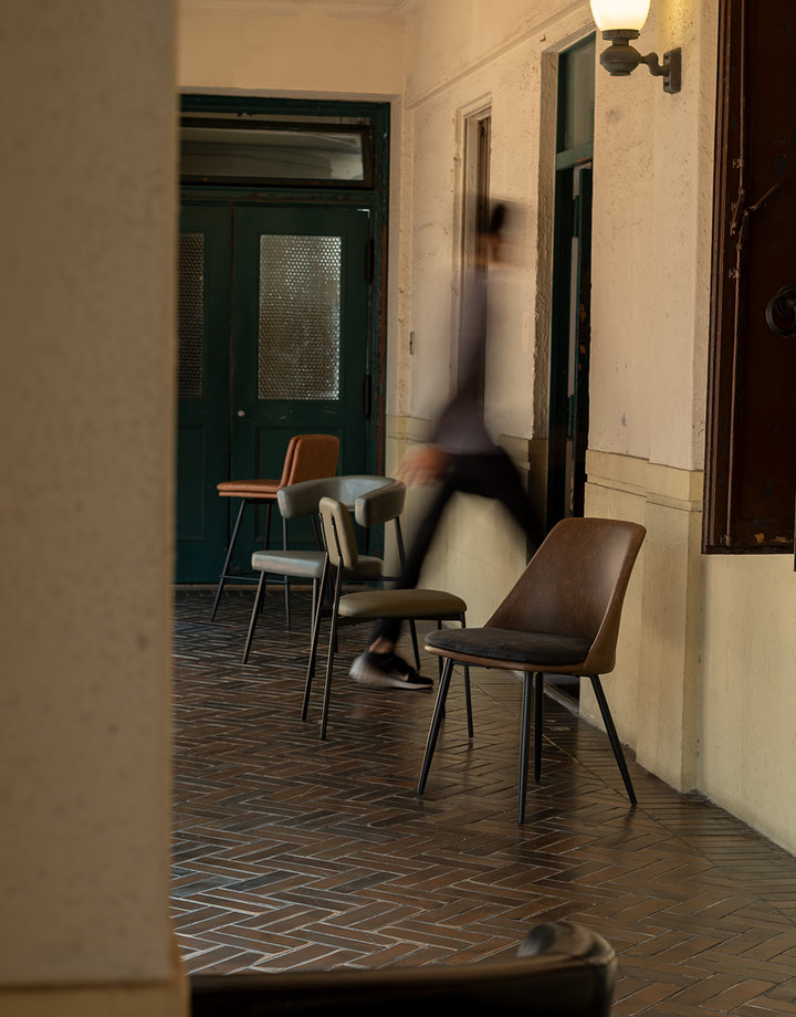 ☆専用☆エア・リゾーム NIKE AIR FORCE 1 LV8 SOFT PEARL GUM ナイキ エアフォース